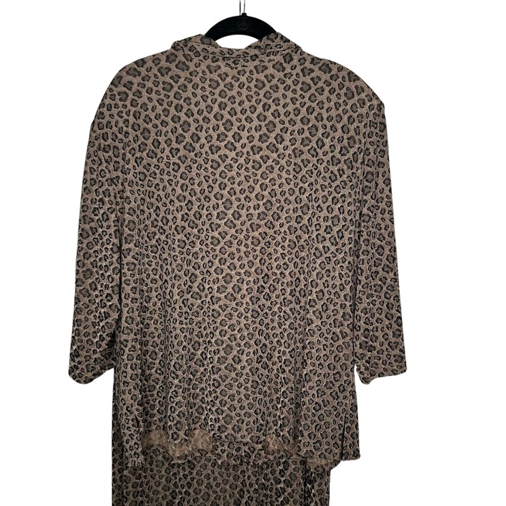 Rabbit Rabbit Women’s 2 Piece Leopard Print Slink… - image 5
